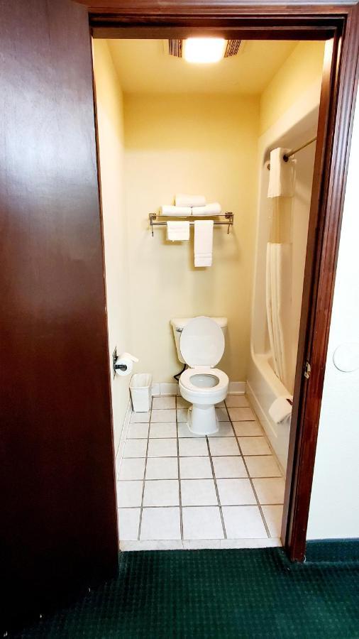 Executive Inn Alva المظهر الخارجي الصورة