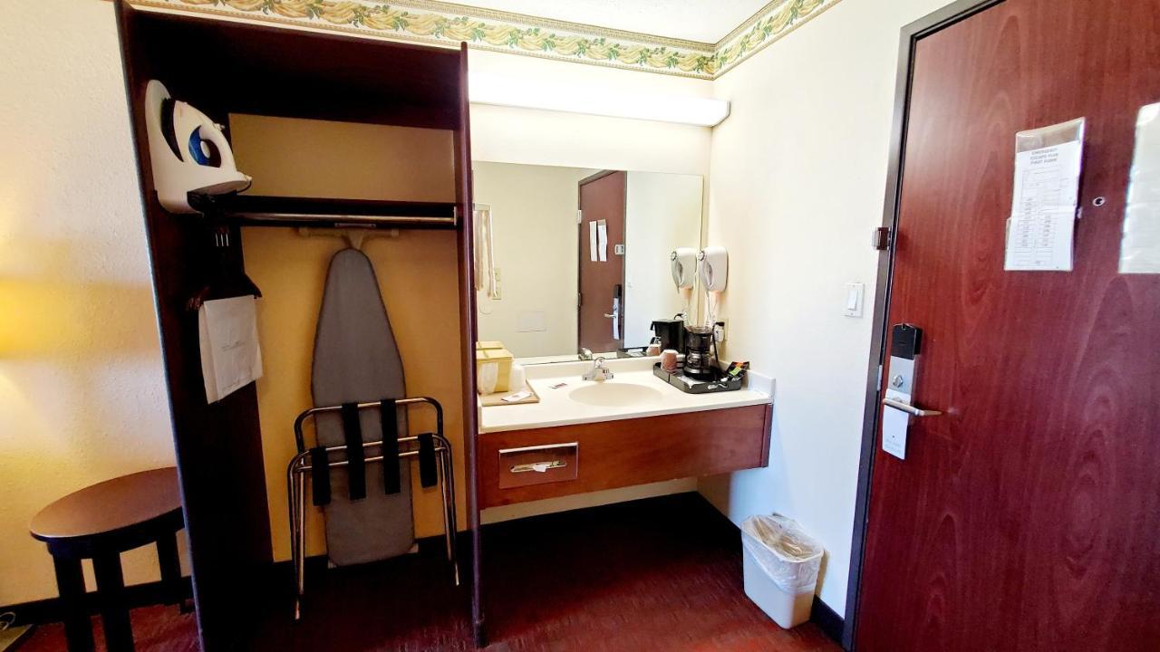 Executive Inn Alva المظهر الخارجي الصورة