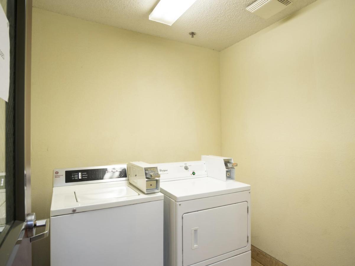 Executive Inn Alva المظهر الخارجي الصورة